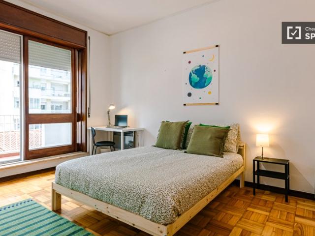 Quarto em apartamento partilhado de 6 quartos para alugar no Porto