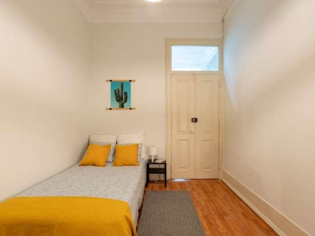 Quarto em apartamento partilhado para alugar em Lisboa