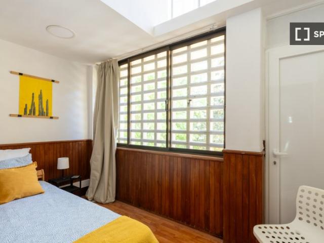 Quarto em apartamento partilhado para alugar em Lisboa