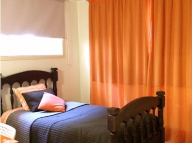 Quarto em apartamento partilhado de 3 quartos no Porto