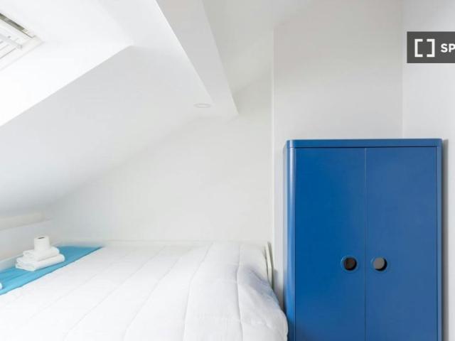 Quarto disponível para alugar em apartamento com 20 quartos em Gondomar, Porto