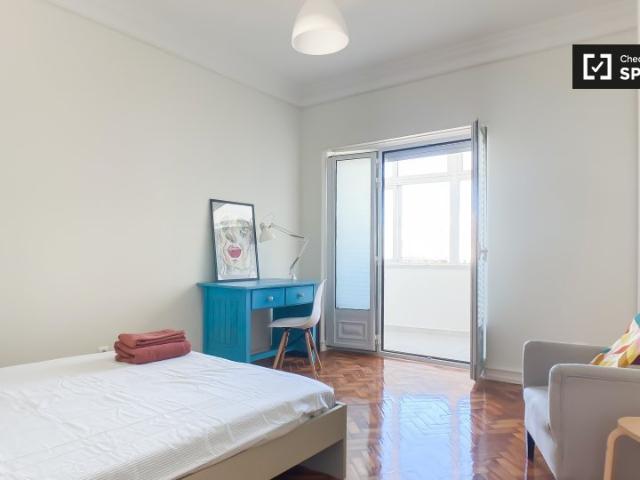 Quarto em apartamento partilhado para alugar em Lisboa