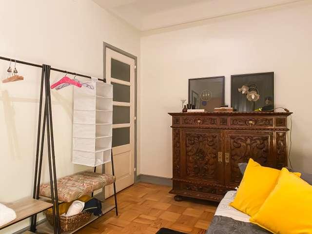 Quarto em apartamento partilhado para alugar em Lisboa
