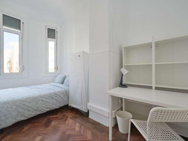 Quarto em apartamento partilhado para alugar em Lisboa