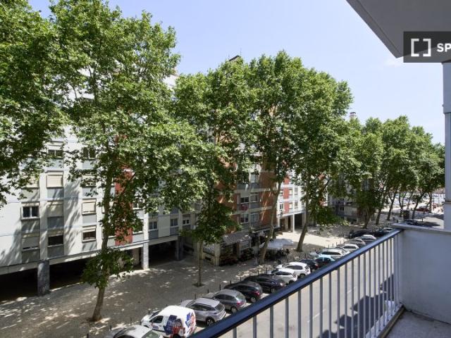 Quarto em apartamento partilhado para alugar em Lisboa
