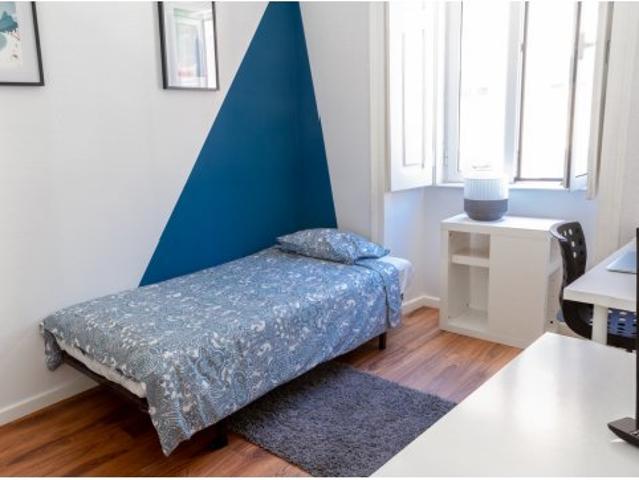 Quarto em apartamento partilhado para alugar em Lisboa