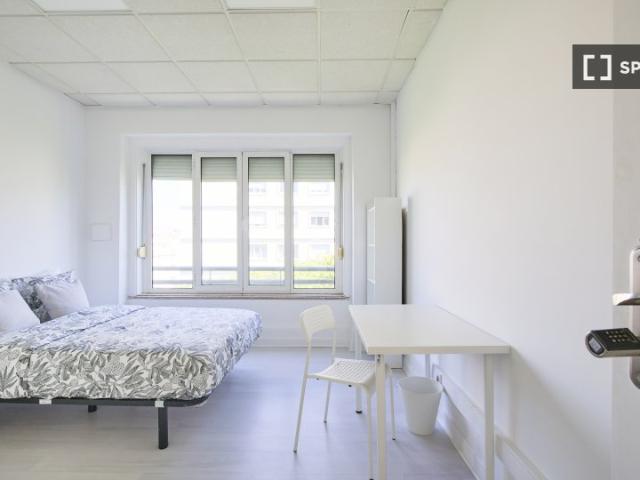 Quarto em apartamento partilhado para alugar em Lisboa