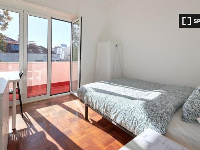 Quarto em apartamento partilhado para alugar em Lisboa