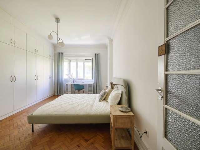 Quarto em apartamento partilhado para alugar em Lisboa
