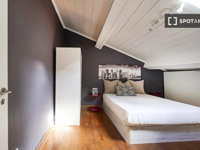 Quarto em apartamento partilhado para alugar em Lisboa