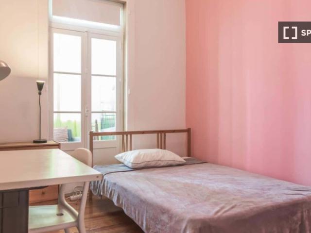 Quarto em apartamento partilhado para alugar em Lisboa