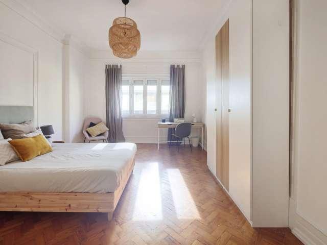 Quarto em apartamento partilhado para alugar em Lisboa