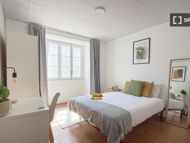 Quarto em apartamento partilhado para alugar em Lisboa