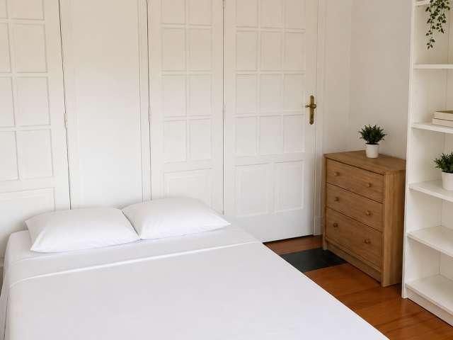 Quarto em apartamento partilhado para alugar em Lisboa