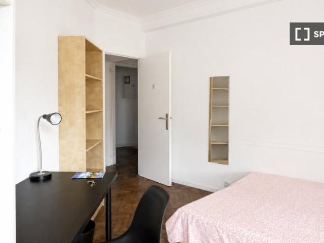 Quarto em apartamento partilhado para alugar em Lisboa