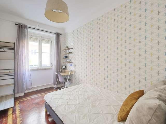 Quarto em apartamento partilhado para alugar em Lisboa