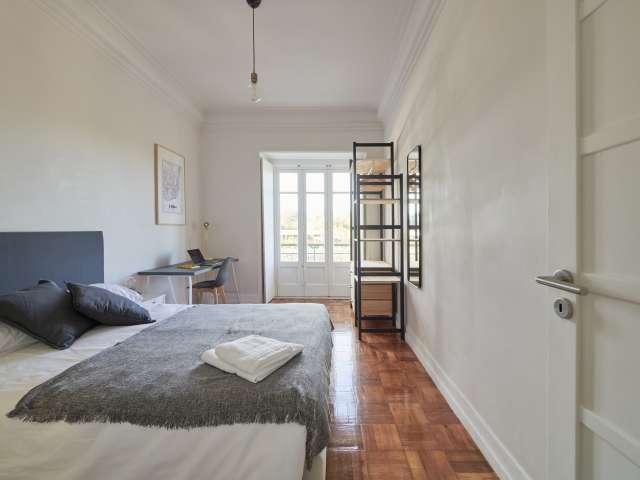Quarto em apartamento partilhado para alugar em Lisboa