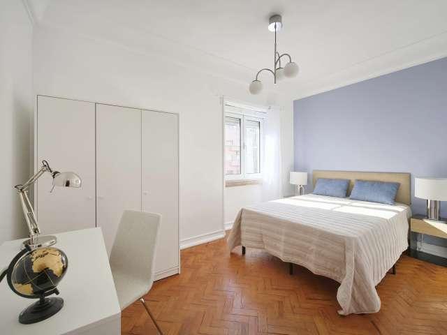 Quarto em apartamento partilhado para alugar em Lisboa