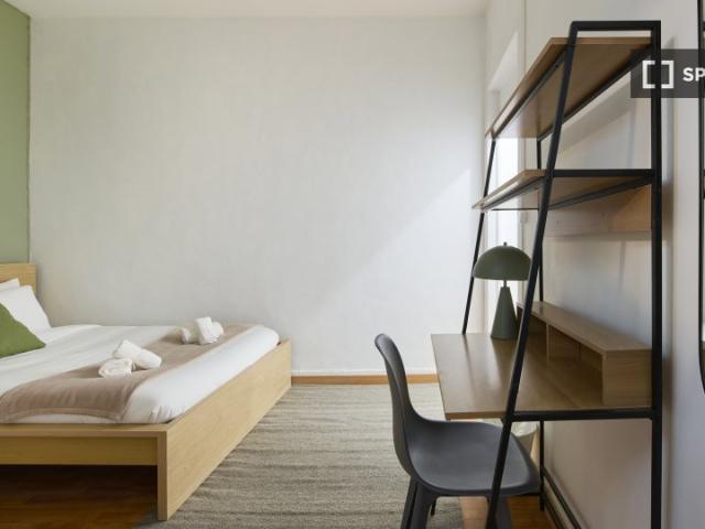 Quarto em apartamento partilhado para alugar em Lisboa