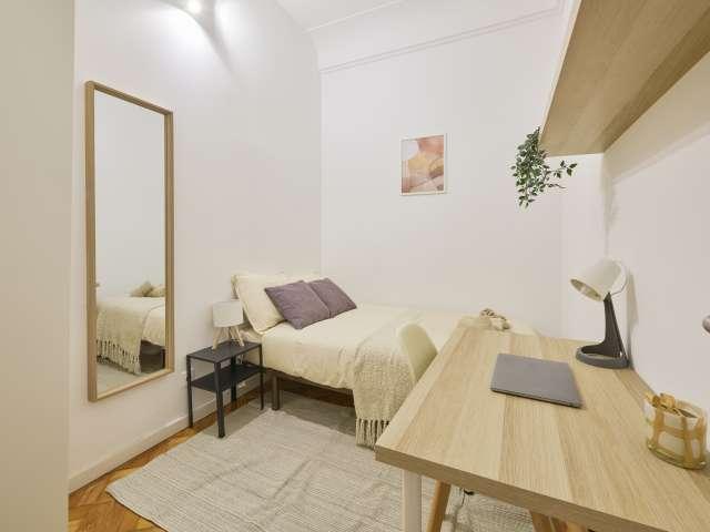 Quarto em apartamento partilhado para alugar em Lisboa