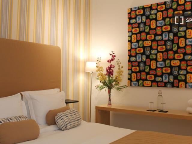 Quarto em apartamento partilhado para alugar em Lisboa