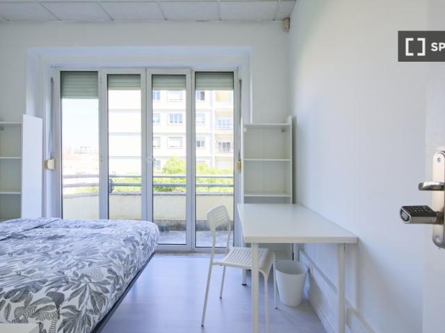Quarto em apartamento partilhado para alugar em Lisboa