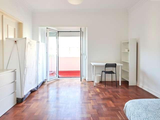 Quarto em apartamento partilhado para alugar em Lisboa