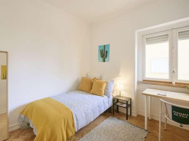 Quarto em apartamento partilhado para alugar em Lisboa