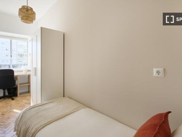 Quarto em apartamento partilhado para alugar em Lisboa
