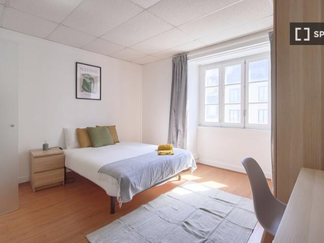 Quarto em apartamento partilhado para alugar em Lisboa