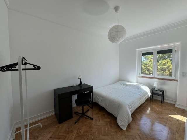 Quarto em apartamento partilhado para alugar em Lisboa