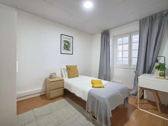 Quarto em apartamento partilhado para alugar em Lisboa