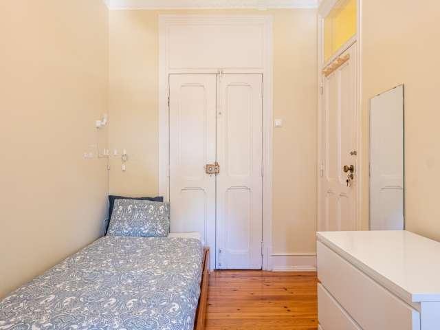 Quarto em apartamento partilhado para alugar em Lisboa