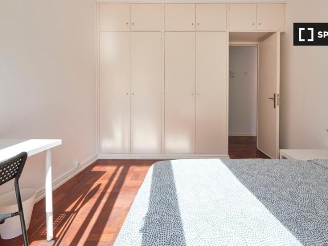 Quarto em apartamento partilhado para alugar em Lisboa