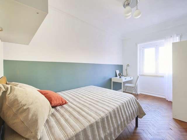 Quarto em apartamento partilhado para alugar em Lisboa