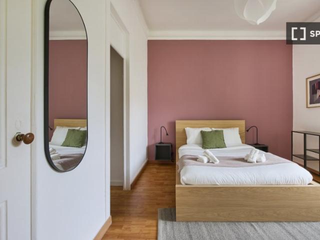 Quarto em apartamento partilhado para alugar em Lisboa