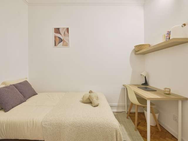 Quarto em apartamento partilhado para alugar em Lisboa