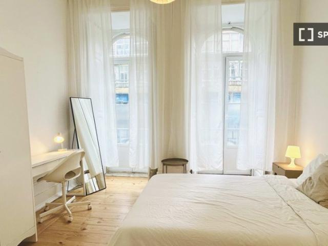 Quarto em apartamento partilhado para alugar em Lisboa