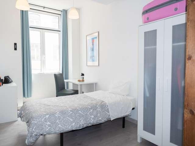 Quarto em apartamento partilhado para alugar em Lisboa