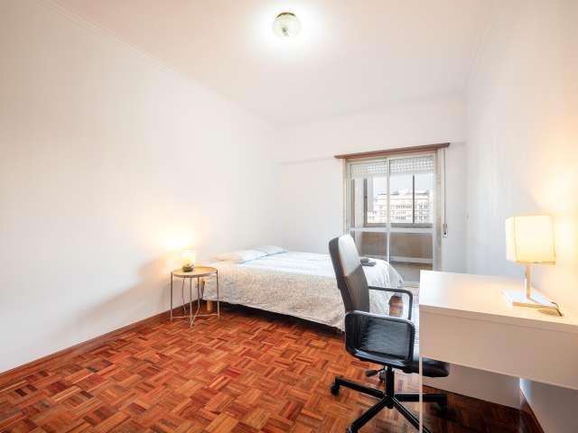 Quarto em apartamento partilhado para alugar em Lisboa