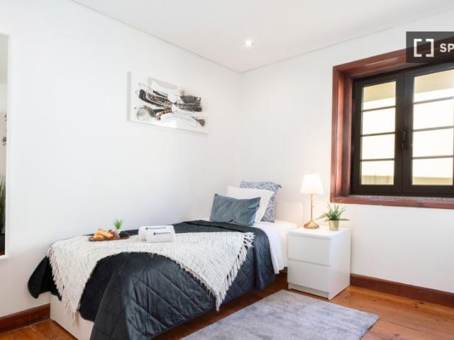 Quarto em apartamento partilhado para alugar em Matosinhos, Porto