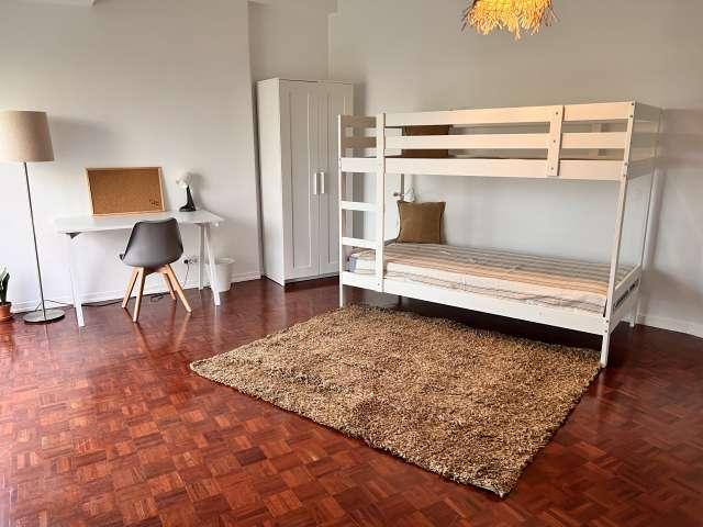 Quarto em apartamento partilhado para alugar, Lisboa