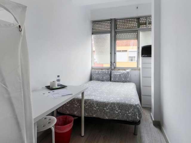 Quarto em apartamento partilhado para alugar na Amadora, Lisboa