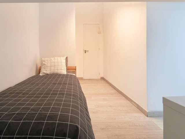 Quarto em apartamento partilhado para alugar na Amadora, Lisboa