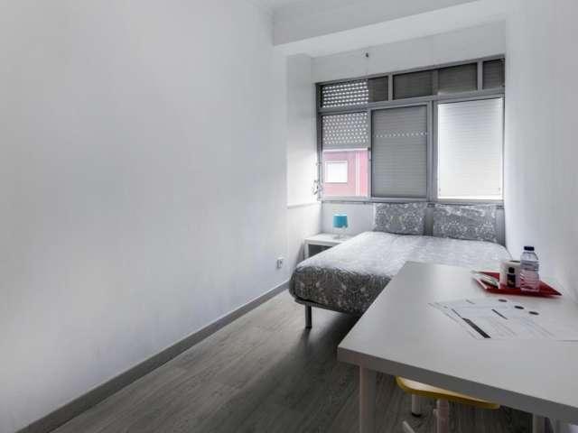 Quarto em apartamento partilhado para alugar na Amadora, Lisboa