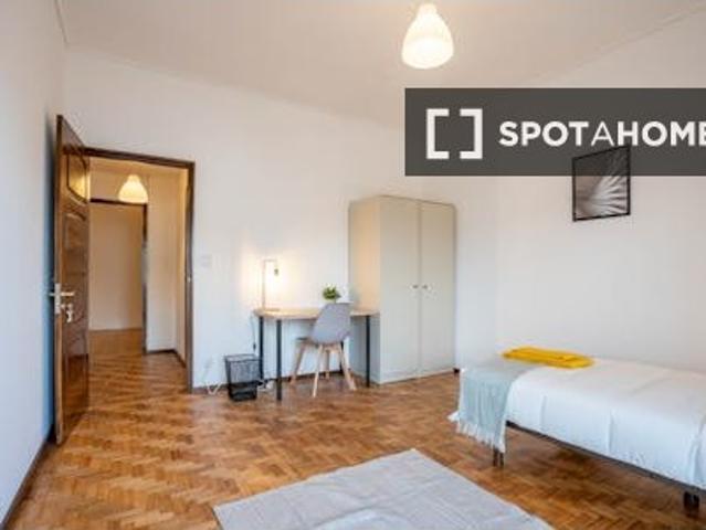 Quarto em apartamento partilhado para alugar no Porto