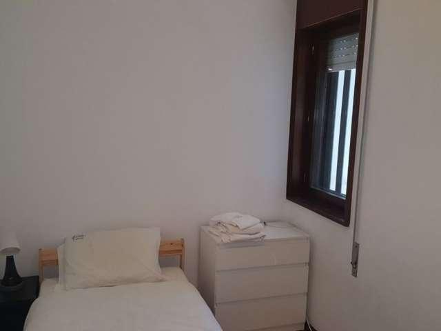 Quarto em apartamento partilhado para alugar no Porto