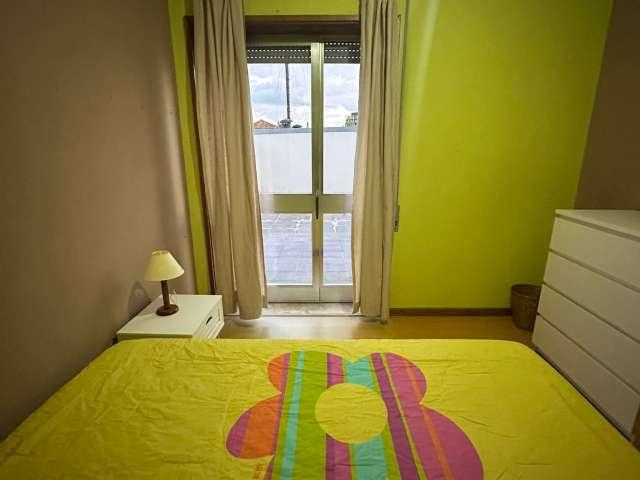 Quarto em apartamento compartilhado de 3 quartos, Porto