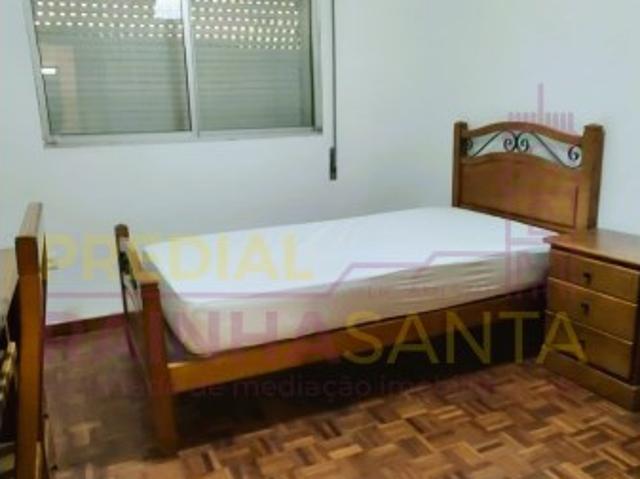 Quarto em apartamento T4 mobilado e equipado Raparigas ESTUDANTES