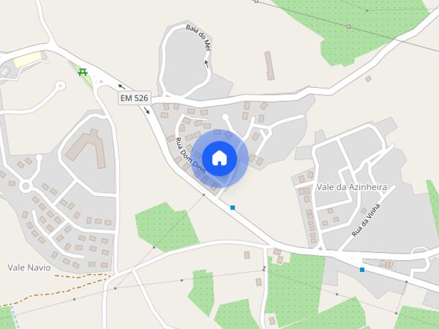 Quarto em moradia V2 com casa de banho privativa Albufeira